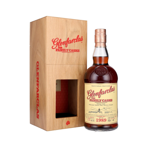 Glenfarclas 28 Years 1989 Family Cask Single Cask #13005, Scotland, ABV: 52.3%, 700ml